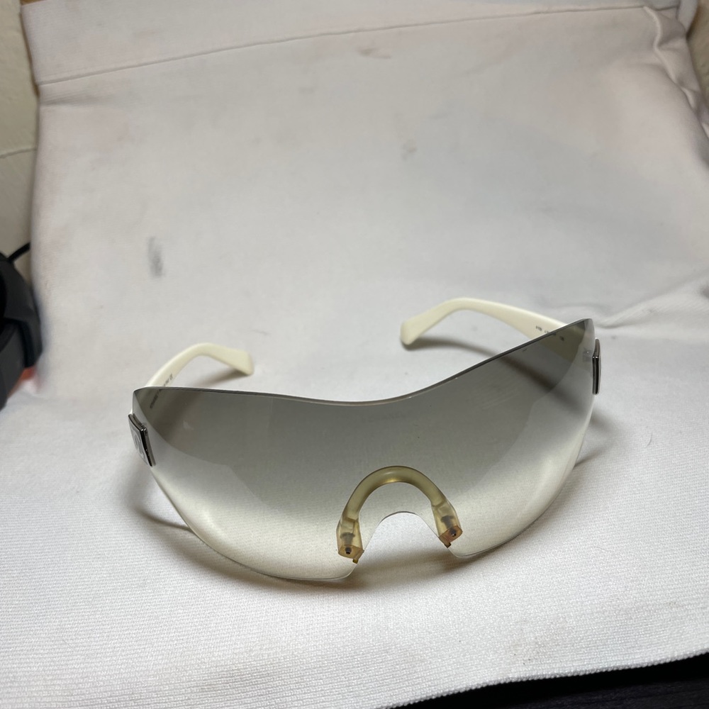RARE CHANEL 4109 Sunglasses - Picture 2 of 9